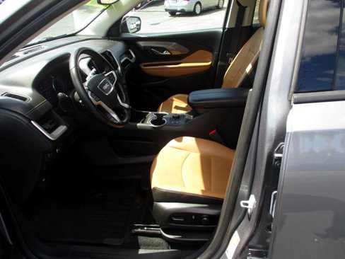 Used 2021 GMC Terrain SLT image 7