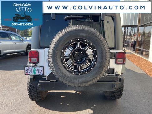Used 2011 Jeep Wrangler Unlimited Sport image 10
