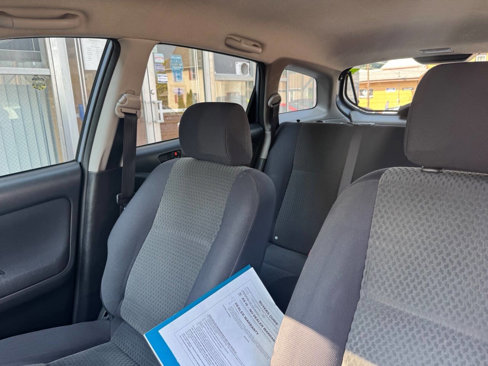 Used 2006 Toyota Matrix image 15