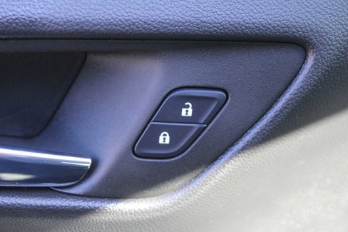 Used 2023 Chevrolet Bolt EUV Premier w/ Sun & Sound Package image 21
