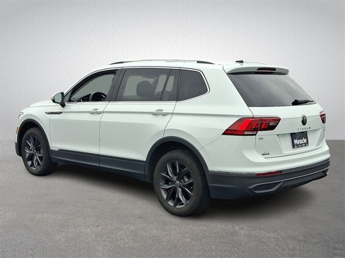 Used 2022 Volkswagen Tiguan SE image 4