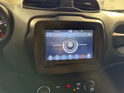 Used 2021 Jeep Renegade Sport image 28