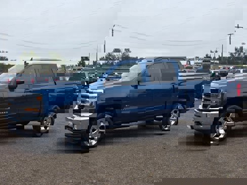 Used 2018 Chevrolet Silverado 1500 LT w/ LT Eassist Package image 1