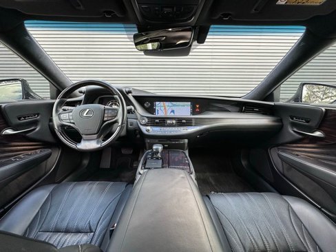 Used 2018 Lexus LS 500 image 6