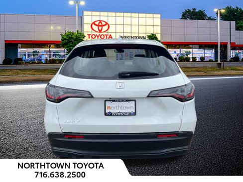 Used 2023 Honda HR-V LX image 26