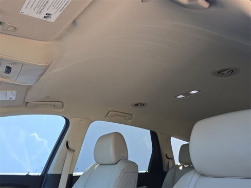 Certified 2018 Buick Enclave Essence image 19