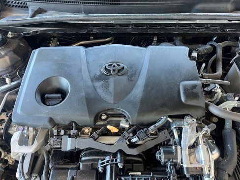 Used 2020 Toyota Camry LE image 22