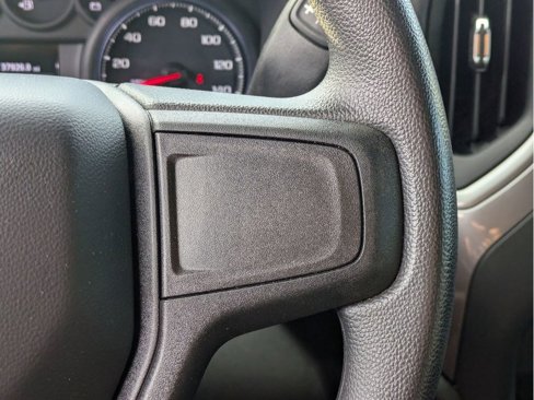 Used 2023 Chevrolet Silverado 1500 Custom image 19