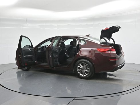 Used 2020 Kia Optima LX image 34
