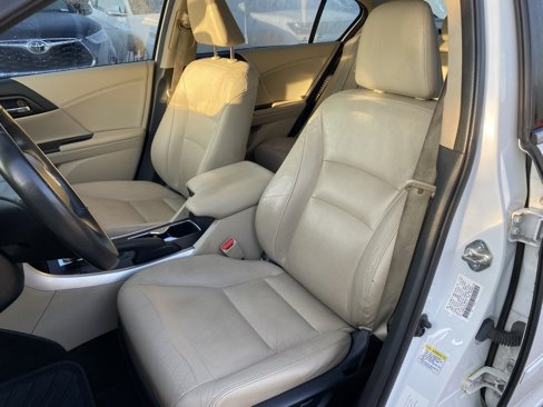 Used 2015 Honda Accord EX-L image 21