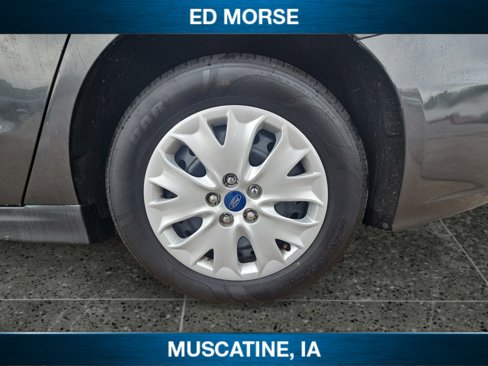 Used 2020 Ford Fusion S image 10