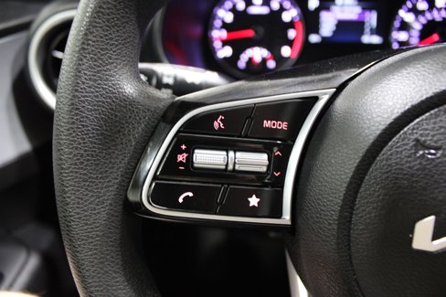 Used 2023 Kia Forte LXS w/ LXS Technology Package image 11