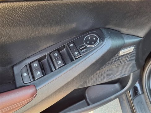 Certified 2022 Kia Seltos SX w/ Sunroof Package image 22