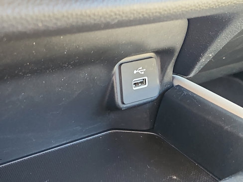 Certified 2023 Honda HR-V LX image 27