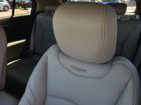 Used 2022 Cadillac XT4 Premium Luxury w/ Technology Package image 22