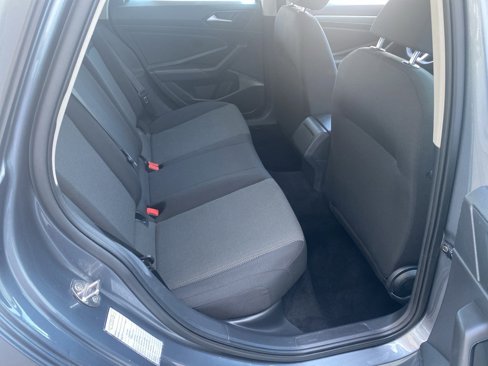 Used 2021 Volkswagen Jetta R-Line image 23
