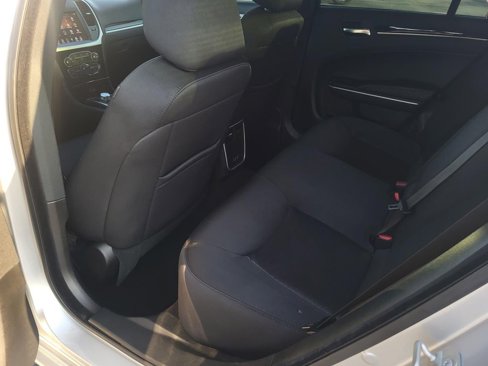 Used 2023 Chrysler 300 Touring w/ Sport Appearance Package image 25