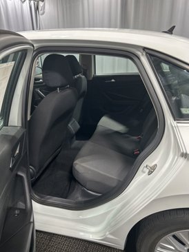Used 2019 Volkswagen Jetta S image 15
