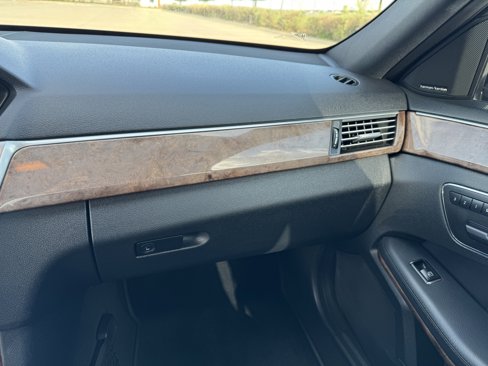 Used 2011 Mercedes-Benz E 350 Sedan image 28