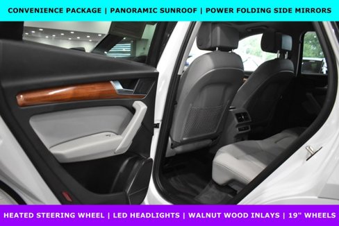 Used 2022 Audi Q5 2.0T Premium w/ Convenience Package image 31