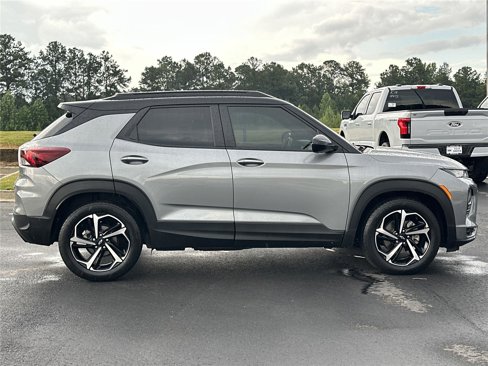 Used 2023 Chevrolet TrailBlazer RS w/ Sun and Liftgate Package image 35