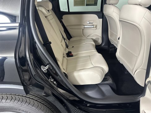 Certified 2023 Mercedes-Benz GLB 250 image 17
