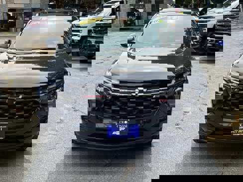 Used 2024 Chevrolet Trax RS w/ Sunroof Package image 40