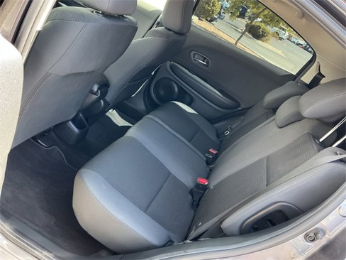 Used 2022 Honda HR-V LX image 27