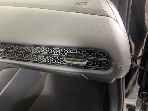 Certified 2025 Honda HR-V LX image 9