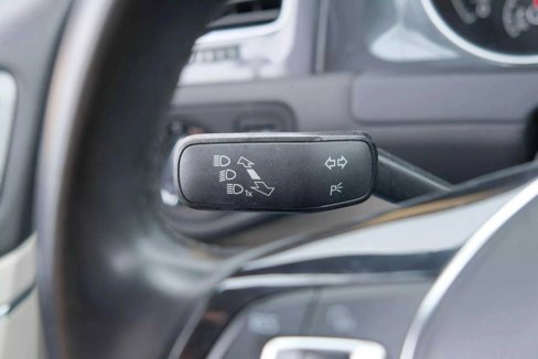 Used 2018 Volkswagen Golf SE image 22