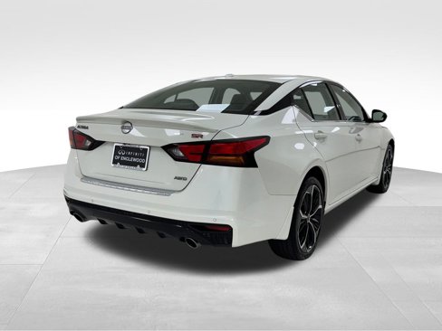 Used 2023 Nissan Altima 2.5 SR image 7