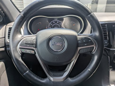 Used 2020 Jeep Grand Cherokee Altitude image 12