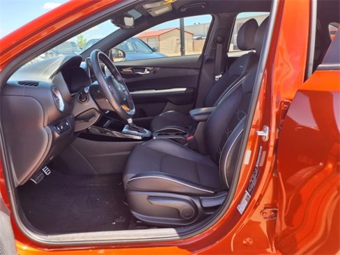 Used 2023 Kia Forte GT-Line image 12