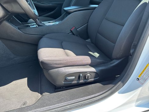 Used 2024 Chevrolet Malibu LT image 23