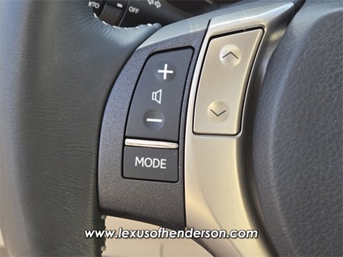 Used 2014 Lexus ES 300h image 30