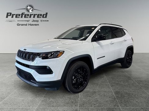 New 2026 Jeep Compass Latitude image 4