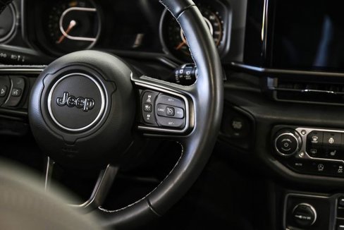 Used 2024 Jeep Wrangler Unlimited Sport image 53