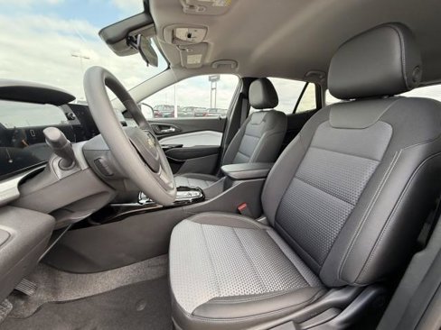 New 2025 Chevrolet Trax LT image 15