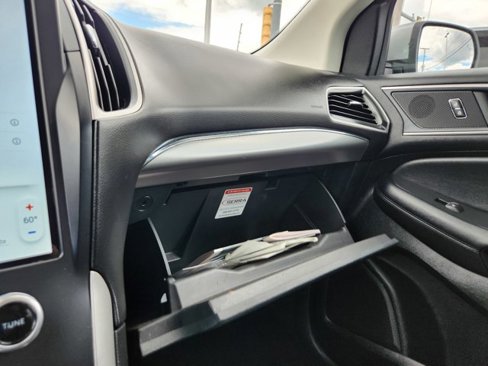 Used 2022 Ford Edge SEL w/ Convenience Package image 15