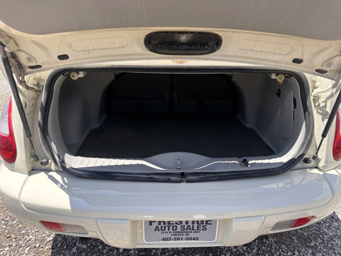 Used 2007 Chrysler PT Cruiser Convertible image 7