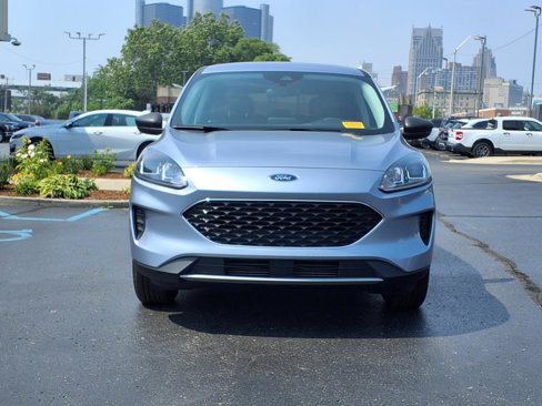 Certified 2022 Ford Escape SE w/ Convenience Package image 2