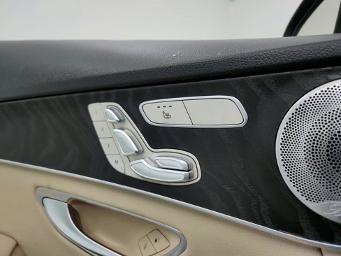 Used 2017 Mercedes-Benz C 300 Sedan image 21