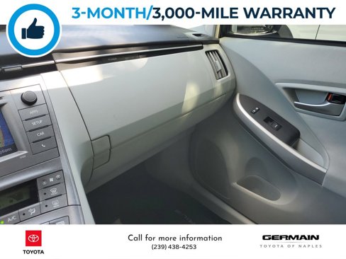 Used 2014 Toyota Prius Three image 36