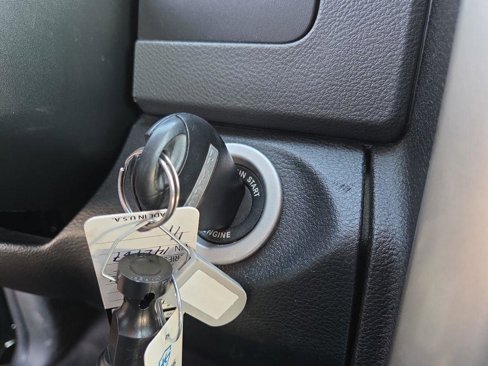 Used 2018 RAM 1500 Classic SLT image 27