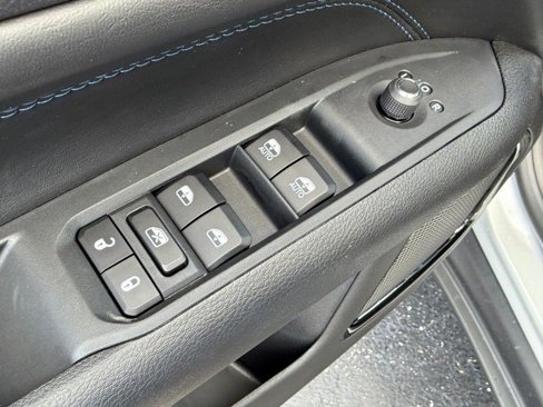 New 2026 Jeep Compass Latitude image 9