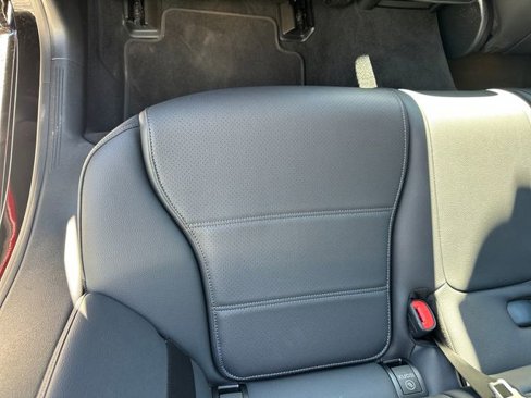 Used 2024 Mercedes-Benz C 300 Sedan image 24