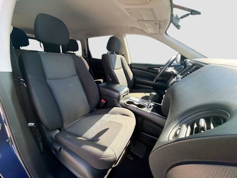 Used 2020 Nissan Pathfinder S image 31