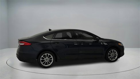 Used 2020 Ford Fusion SE image 8