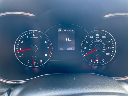 Used 2017 Kia Forte S image 23