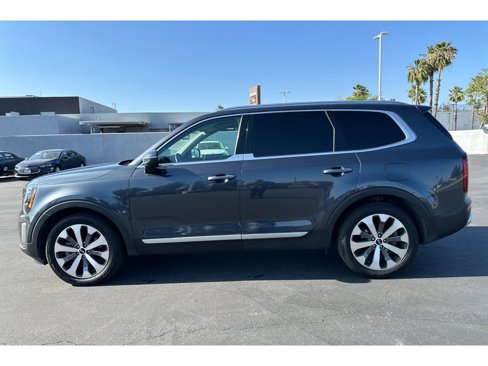 Used 2020 Kia Telluride S image 2